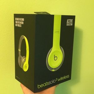 Beats solo 2 wireless